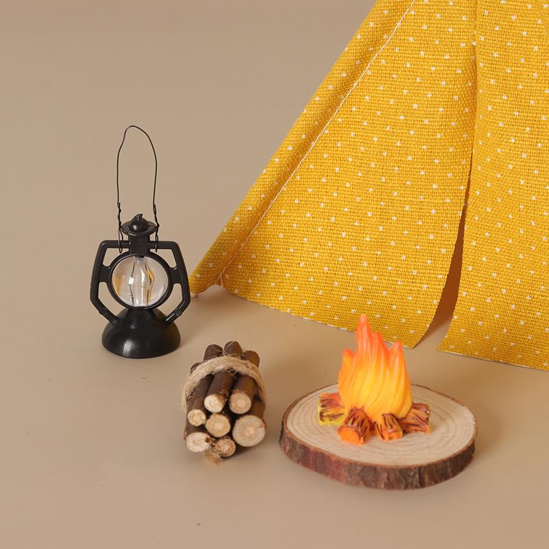 Set 1/12 per Casa delle Bambol - Camping Cooking Roll recensione e prezzo